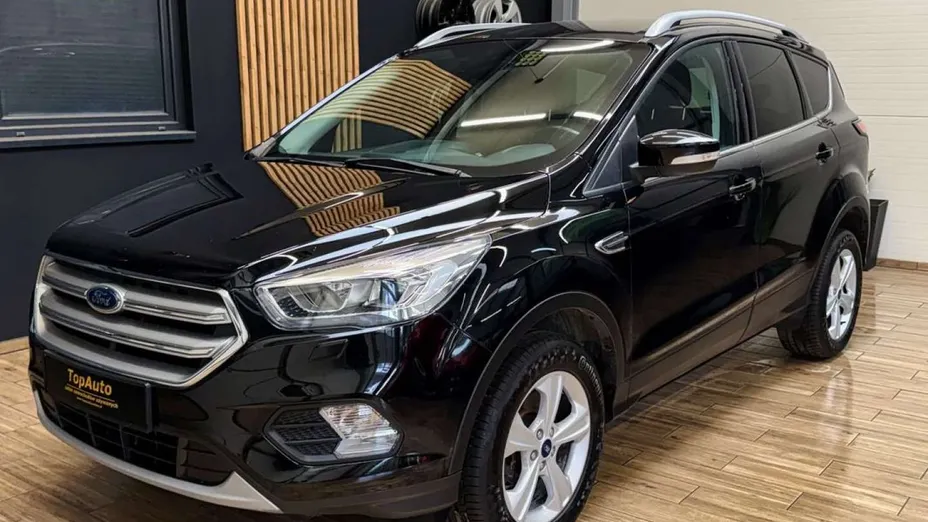 FORD Kuga -