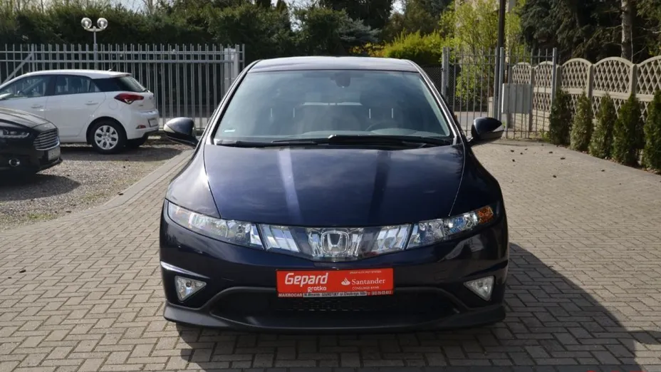 HONDA Civic -