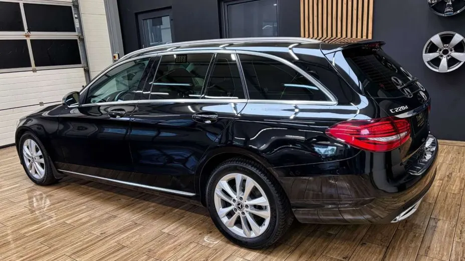 MERCEDES-BENZ C Klasa -
