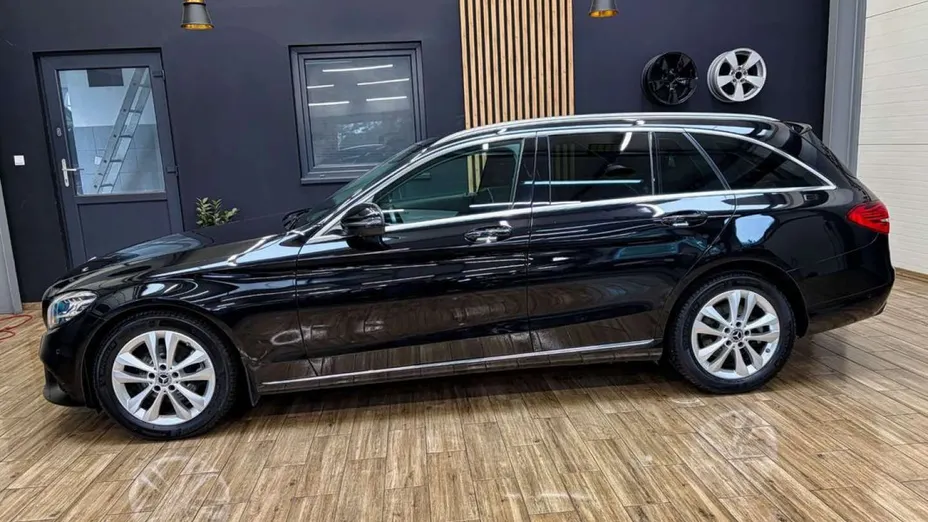 MERCEDES-BENZ C Klasa -