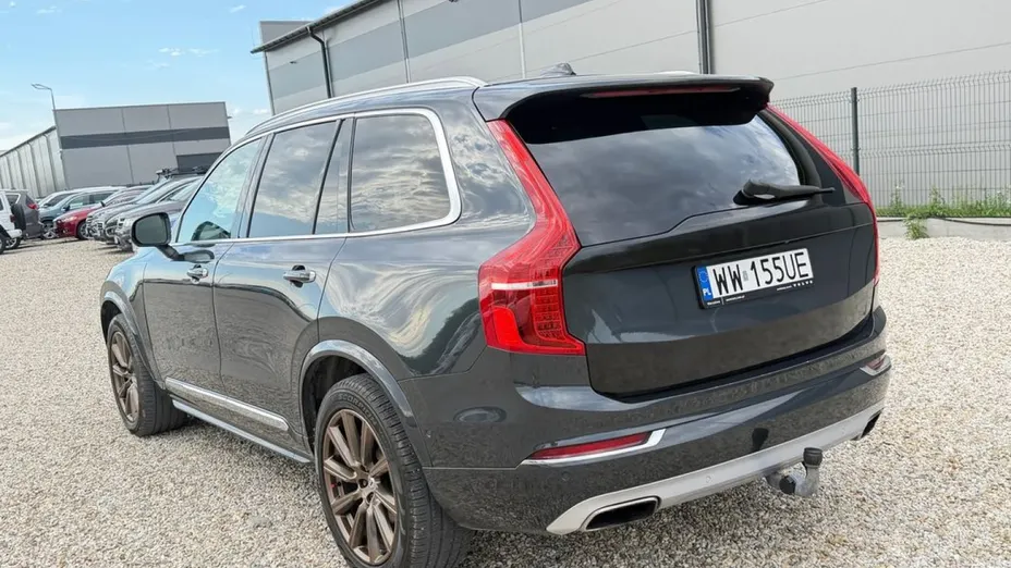 VOLVO XC90 -