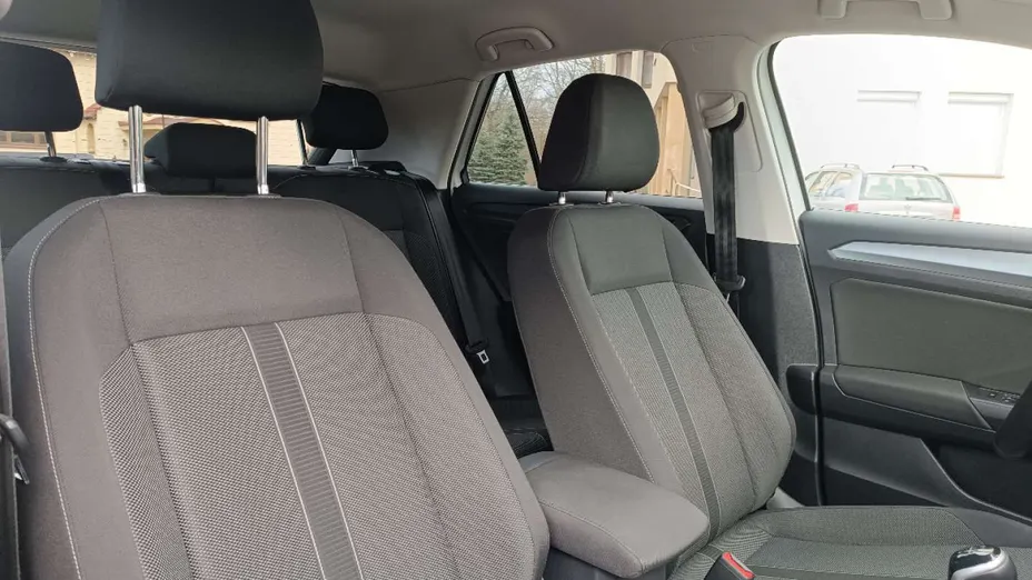 VOLKSWAGEN T-ROC -