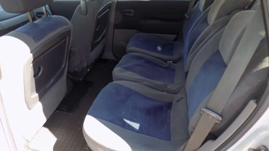 RENAULT Scenic -