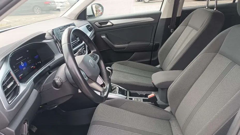 VOLKSWAGEN T-ROC -