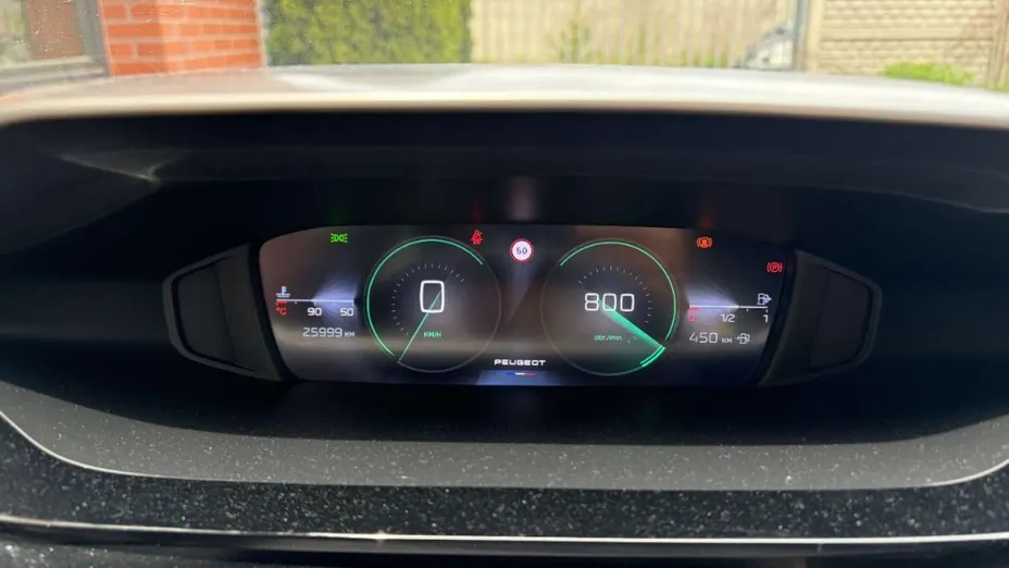 PEUGEOT 308 -