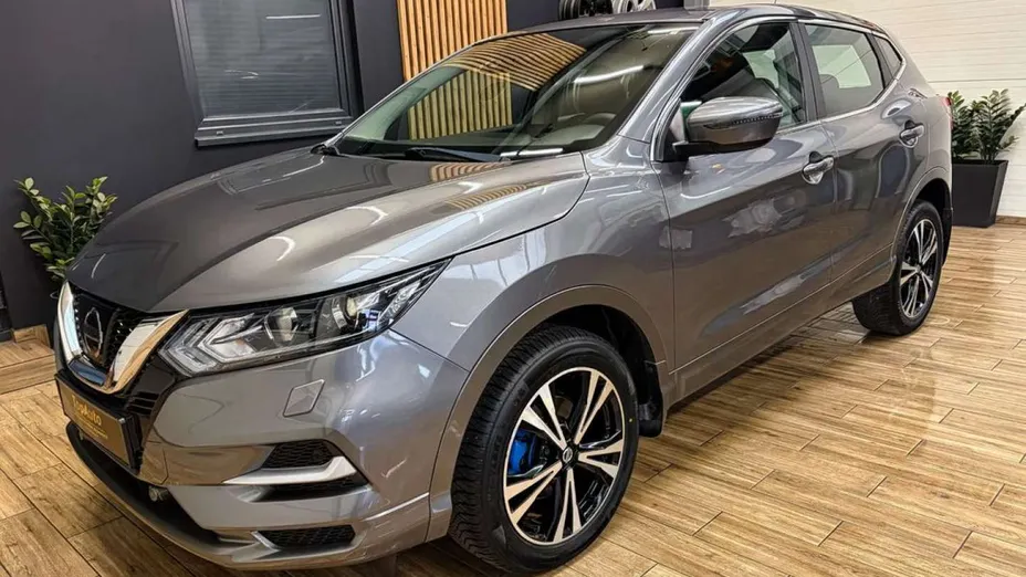 NISSAN Qashqai -