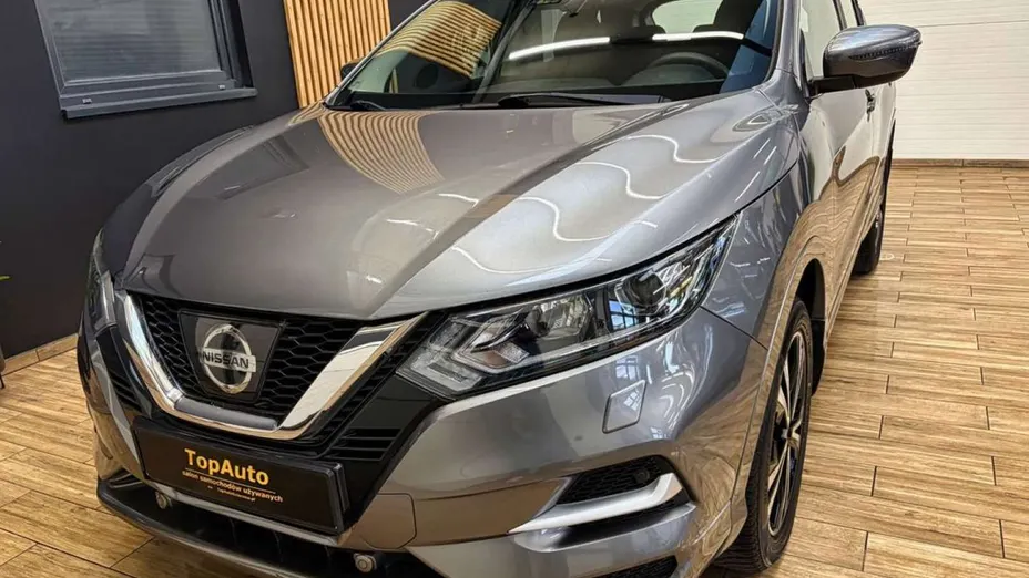 NISSAN Qashqai -