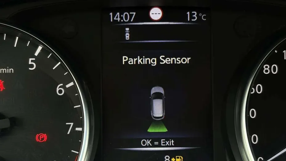 NISSAN Qashqai -