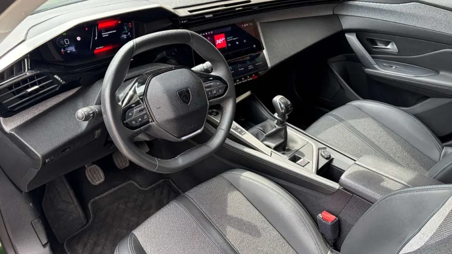PEUGEOT 308 -