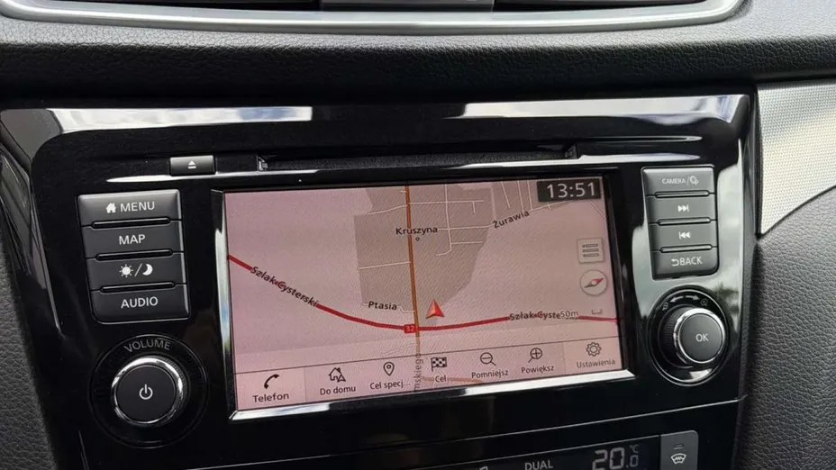 NISSAN Qashqai -
