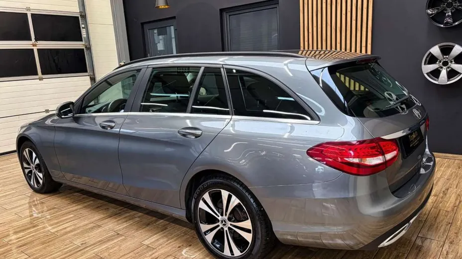 MERCEDES-BENZ C Klasa -