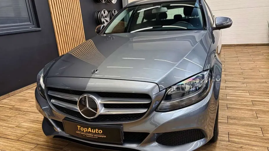MERCEDES-BENZ C Klasa -