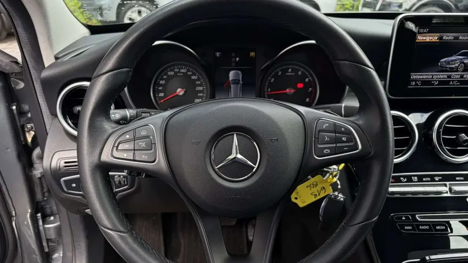 MERCEDES-BENZ C Klasa -