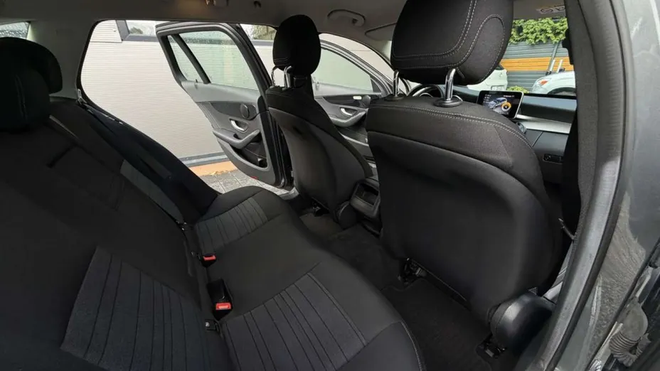 MERCEDES-BENZ C Klasa -