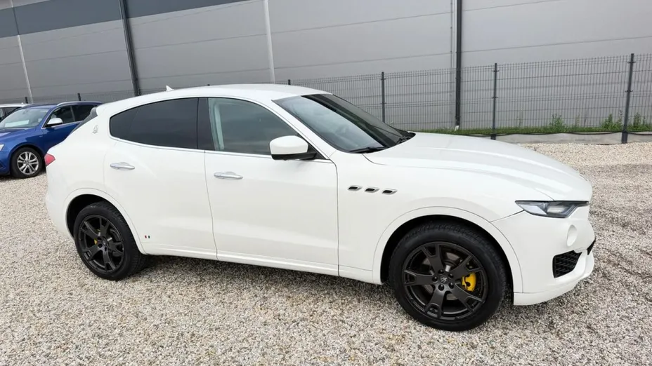 MASERATI Levante -