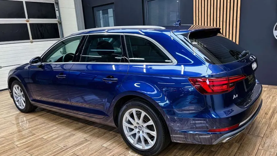 AUDI A4 Avant -