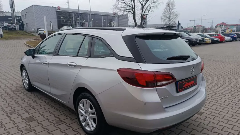 OPEL Astra -