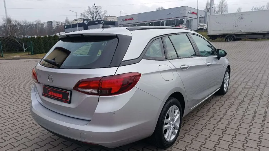OPEL Astra -