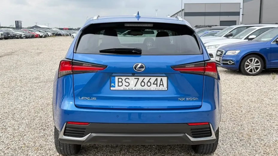 LEXUS NX -