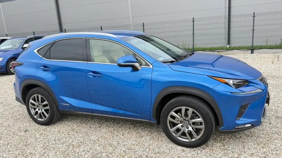 LEXUS NX -
