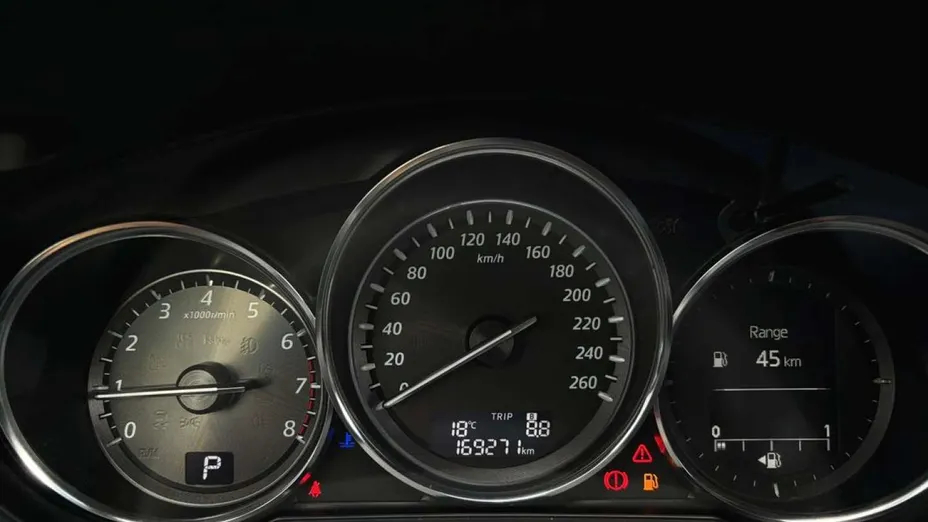 MAZDA CX-50 -