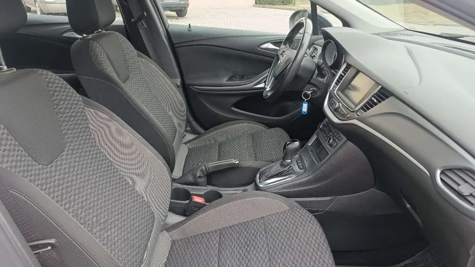 OPEL Astra -