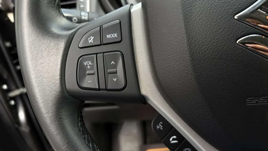 SUZUKI SX4 -