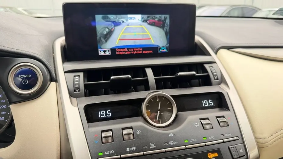 LEXUS NX -