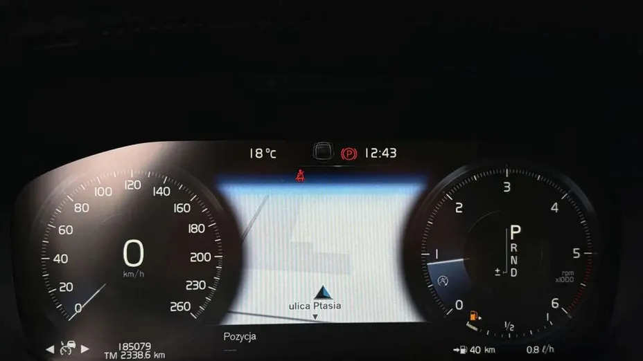 VOLVO V90 -