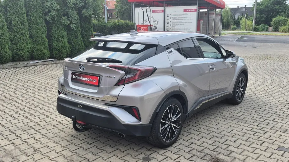 TOYOTA C-HR -