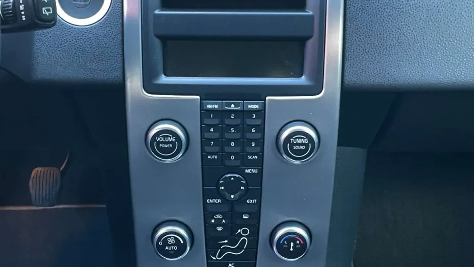 VOLVO V50 -