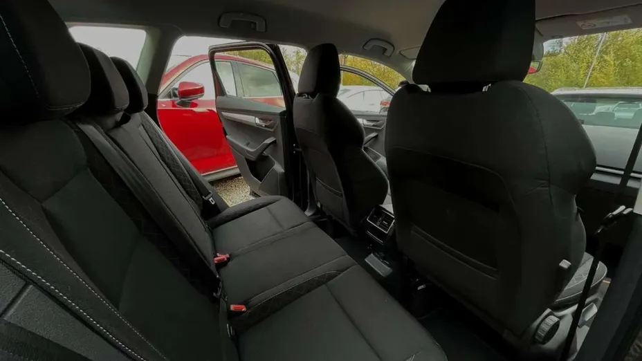 SKODA Karoq -