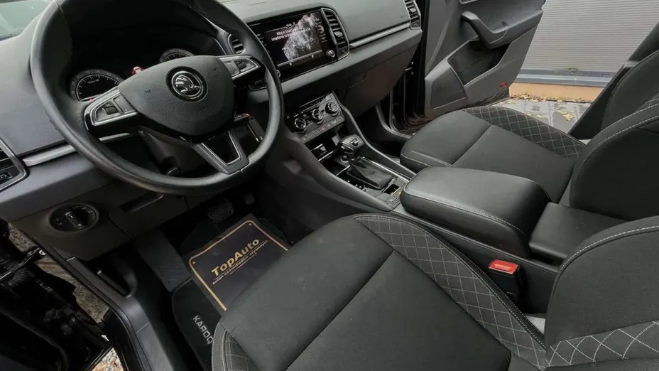 SKODA Karoq -