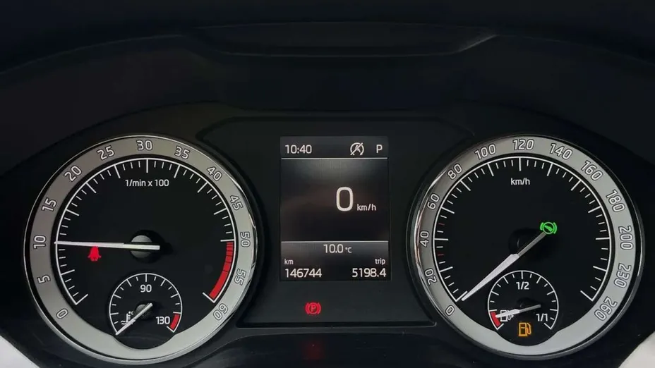 SKODA Karoq -