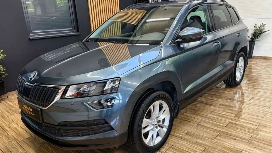 SKODA Karoq -