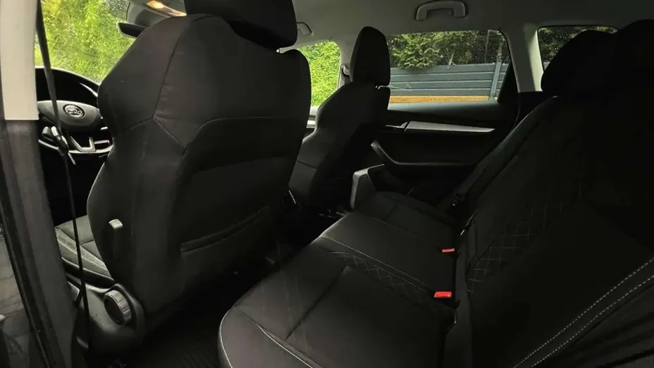 SKODA Karoq -