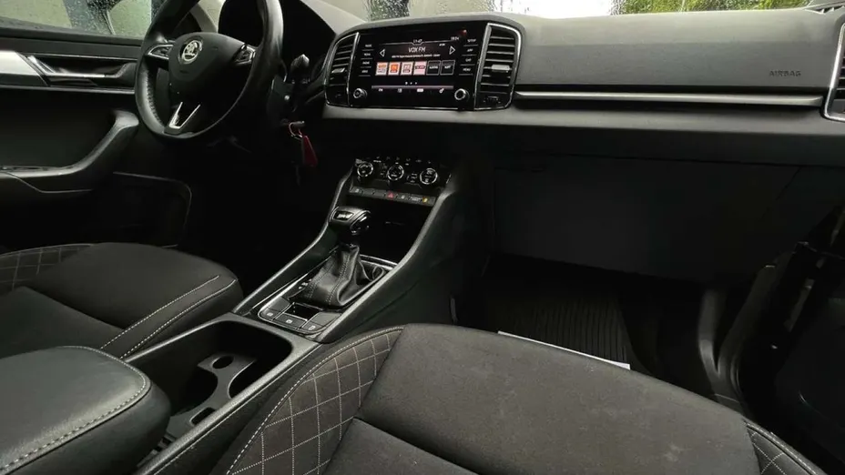 SKODA Karoq -