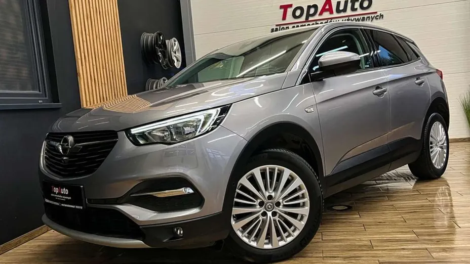 OPEL Grandland X -