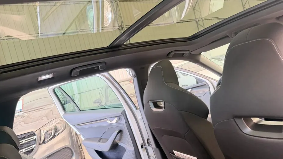 SKODA Octavia -
