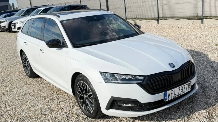 SKODA Octavia -
