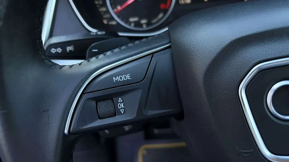 AUDI Q5 -