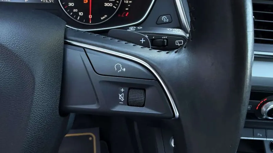 AUDI Q5 -