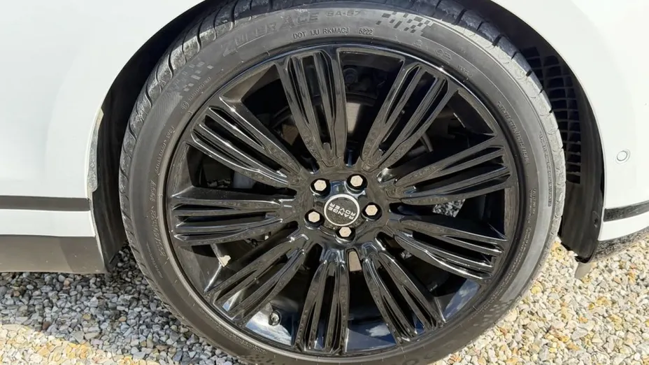 LAND ROVER Range Rover Velar -