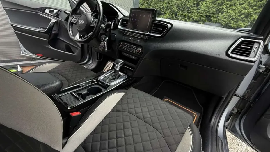 KIA ProCeed -