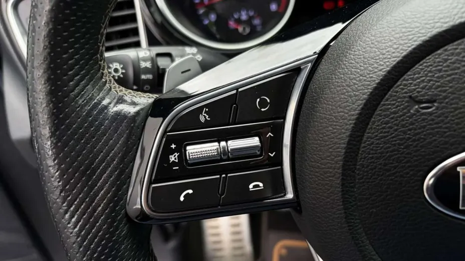 KIA ProCeed -