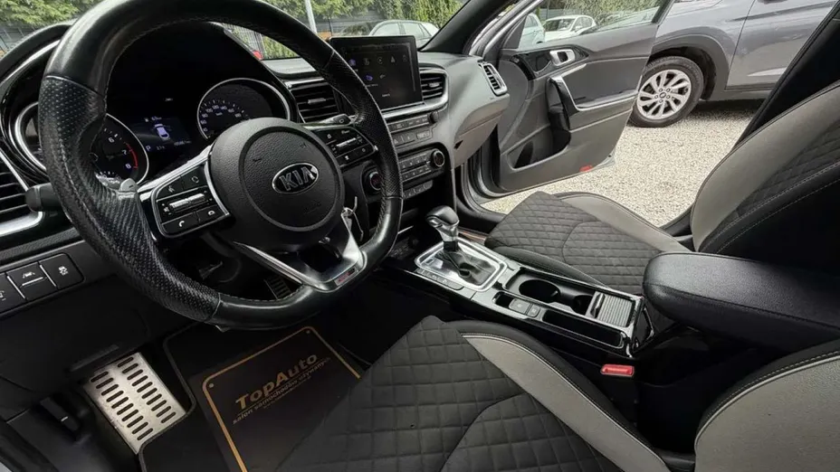 KIA ProCeed -