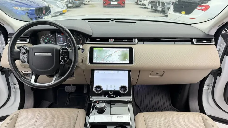 LAND ROVER Range Rover Velar -