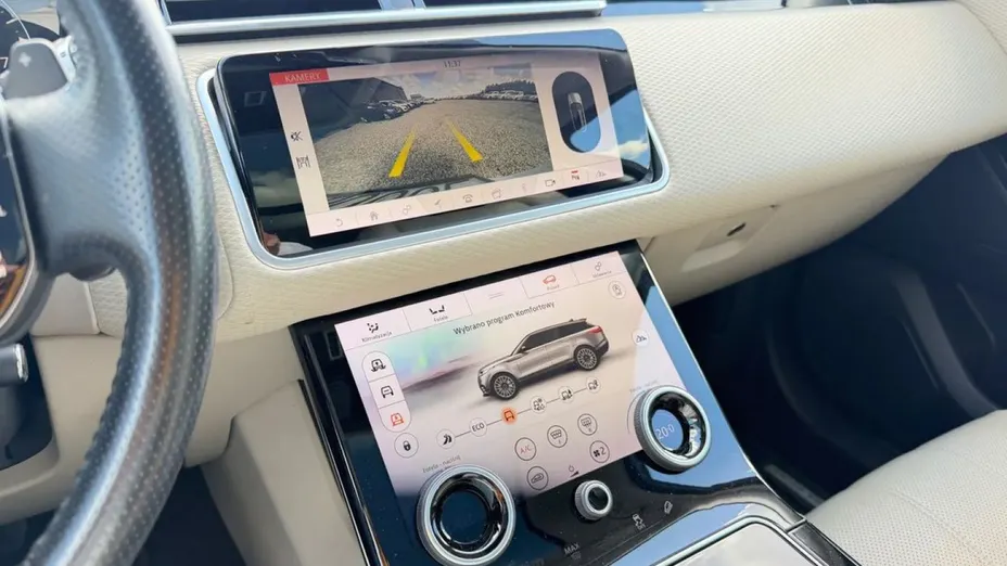 LAND ROVER Range Rover Velar -