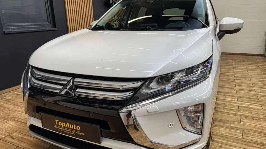 MITSUBISHI Eclipse Cross -