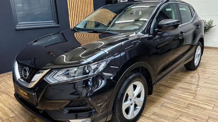 NISSAN Qashqai -